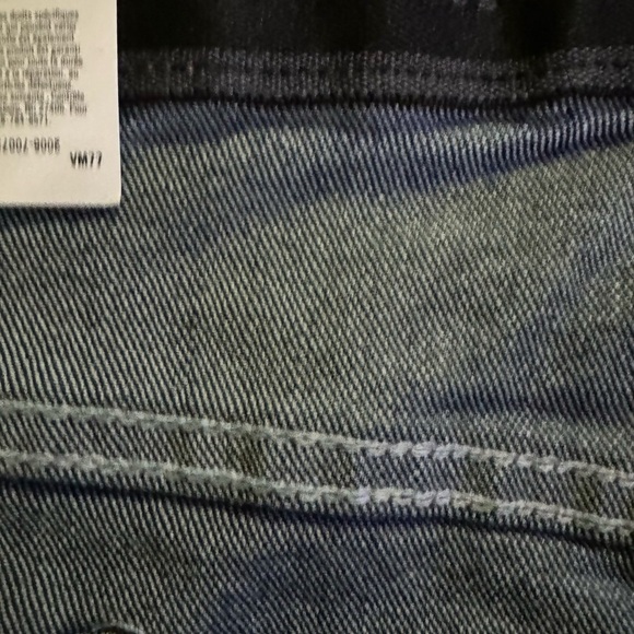 NWT men's size 46x30 wrangler jeans - Picture 4 of 4